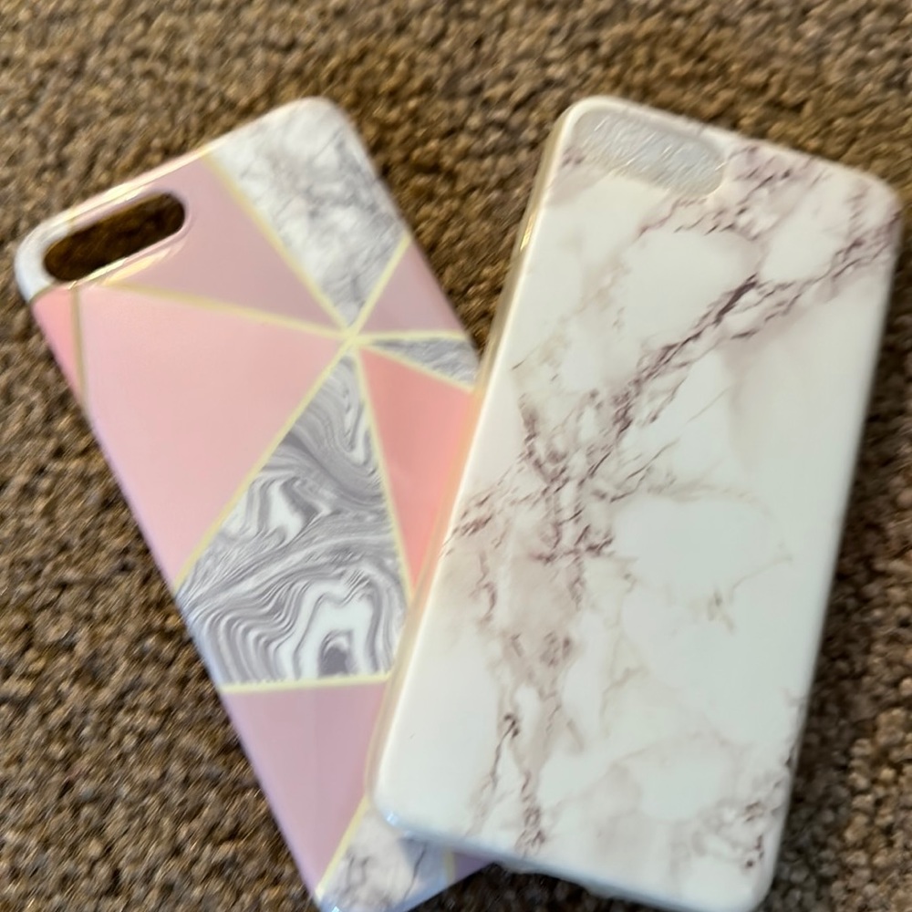 2 iPhone 7 Plus Phone cases
